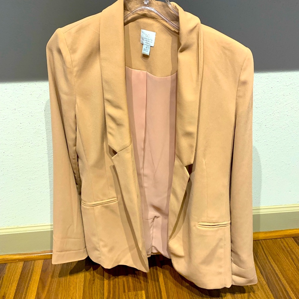 Woman’s blazer